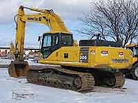 Komatsu вводит новые гидравлические экскаваторы  