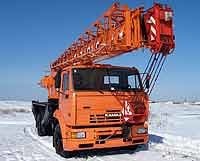 Новый клинцовский автокран многофункционален и недорог  