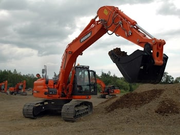 Гусеничный экскаватор Doosan DX180LC-3  