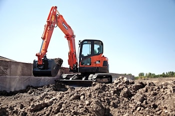 Doosan предлагает Stage IIIB-совместимый мини-экскаватор DX85R-3  