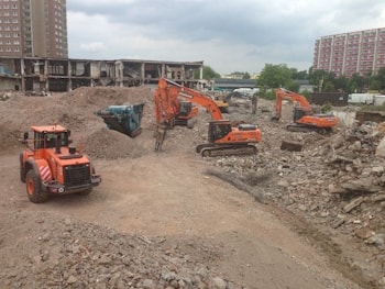 Техника Doosan при строительстве нового торгового центра в Эрфурте  
